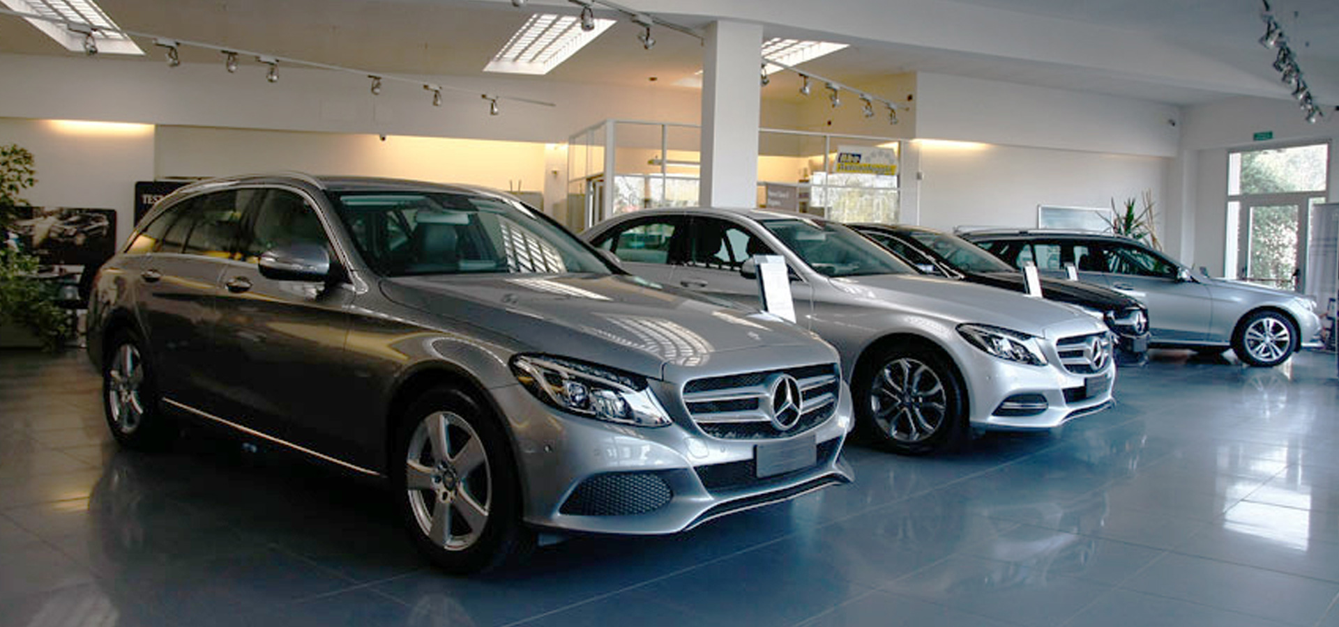 banner-slider-2 star point service mercedes smart cornaredo